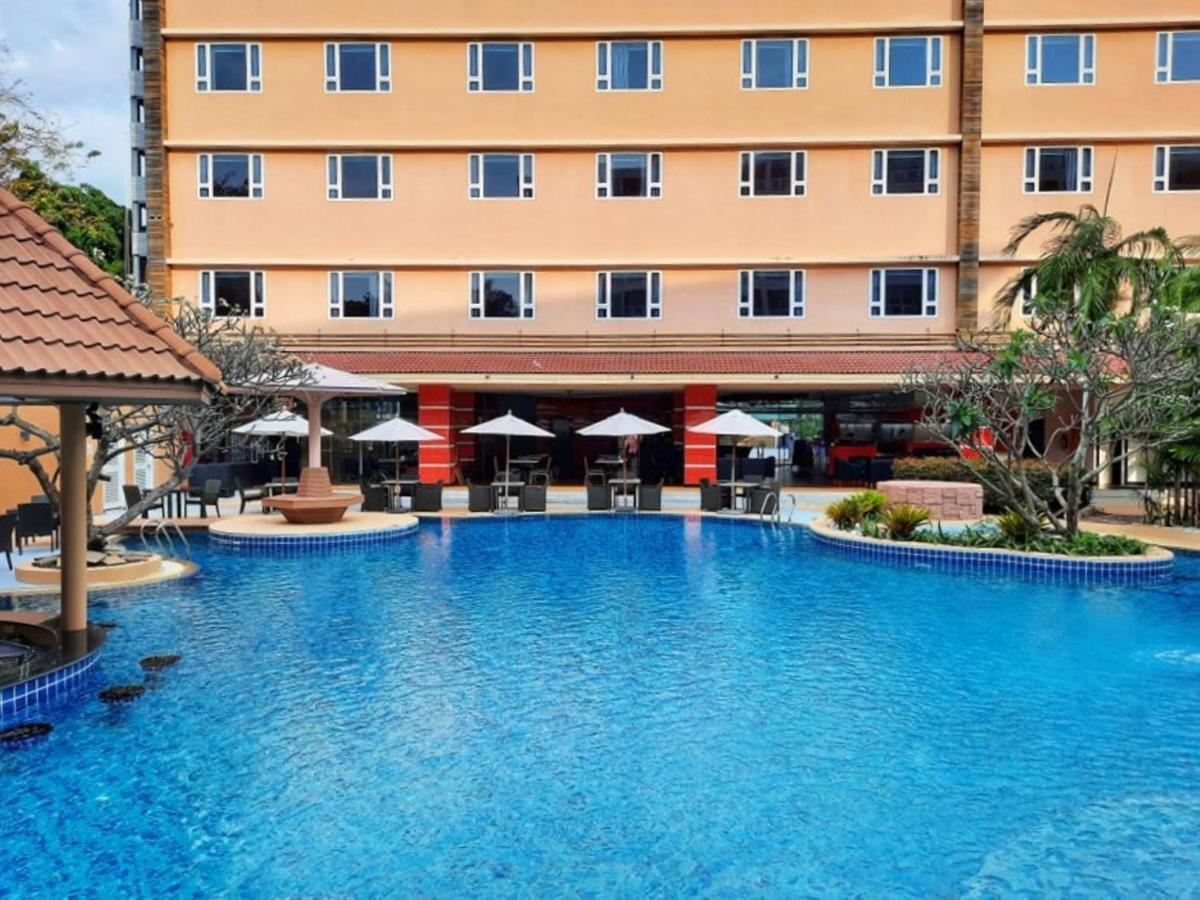 Nova Platinum Hotel Pattaya Exterior foto