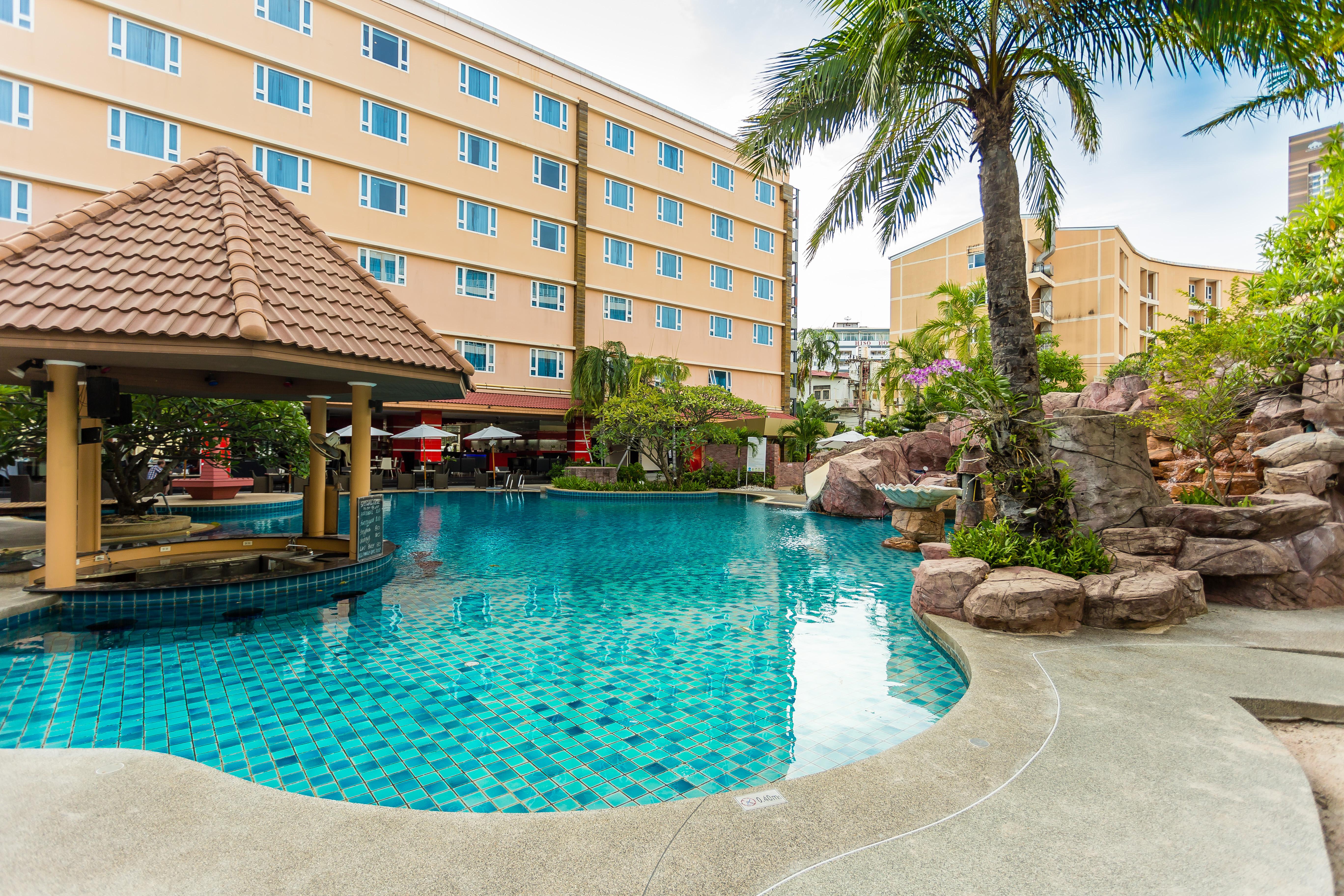 Nova Platinum Hotel Pattaya Exterior foto